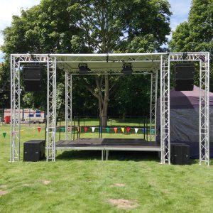 Live Events | Small stage – 4m x 3m covered stage roof with PA wings